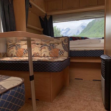 Hatzingen Revier Caravan-Ig Und Cool מראה חיצוני תמונה